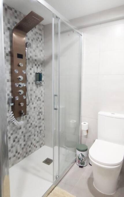 - Lujo - Parking, Maquina Arcade, Wifi Y Netflix Apartment Овиедо Екстериор снимка